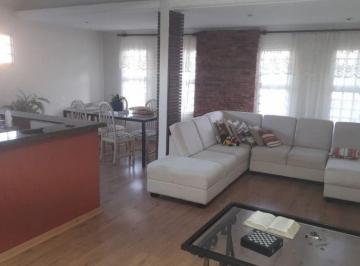 Casa · 300m² · 4 Quartos · 2 Vagas · Casa À Venda No Bairro Pompéia, Belo Horizonte