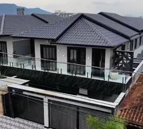 Casa · 48m² · 2 Quartos · 1 Vaga · Casa Em Balneário Pires, Praia Grande/sp de 0 m² 2 Quartos À Venda por R$338.000