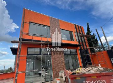 Comercial · 130m² · 2 Vagas · Comercial Para Aluguel - Em Uvaranas