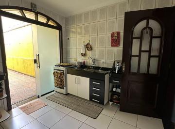Casa · 190m² · 3 Quartos · 2 Vagas · Casa Em Centro, Jacareí/sp de 0 m² 3 Quartos À Venda por R$445.000
