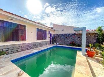 Casa · 180m² · 3 Quartos · 2 Vagas · Casa Em Cocó, Fortaleza/ce de 180 m² 3 Quartos À Venda por R$680.000
