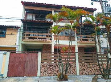 Casa · 180m² · 5 Quartos · 5 Vagas · Casa Em Piratininga, Niterói/rj de 180 m² 5 Quartos À Venda por R$1.800.000