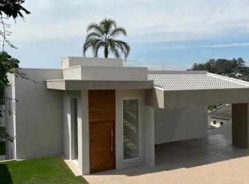 Casa · 333m² · 4 Quartos · 4 Vagas · Casa Em Golf Village, Carapicuíba/sp de 333 m² 4 Quartos À Venda por R$2.600.000