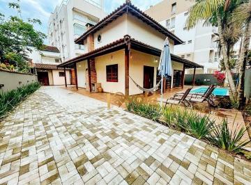 Casa · 200m² · 5 Quartos · 4 Vagas · Casa Em Acaraú, Ubatuba/sp de 200 m² 5 Quartos À Venda por R$2.200.000