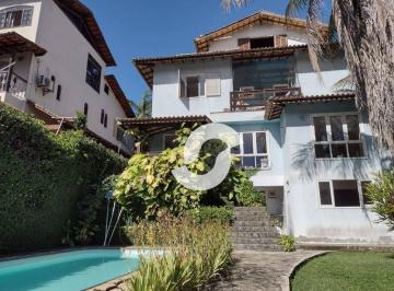 Casa · 250m² · 4 Quartos · 2 Vagas · Casa Em Badu, Niterói/rj de 250 m² 4 Quartos À Venda por R$1.080.000