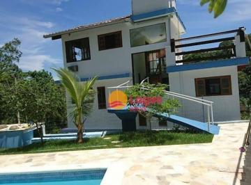 Casa · 225m² · 3 Quartos · 4 Vagas · Casa Em Mata Paca, Niterói/rj de 225 m² 3 Quartos À Venda por R$950.000