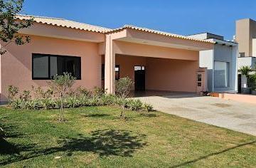 Casa · 240m² · 3 Quartos · 4 Vagas · Casa Em Lago Da Barra, Jaguariúna/sp de 240 m² 3 Quartos À Venda por R$1.700.000