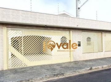 Casa · 244m² · 4 Quartos · 8 Vagas · Casa Em Parque Itamarati, Jacareí/sp de 244 m² 4 Quartos À Venda por R$1.360.000