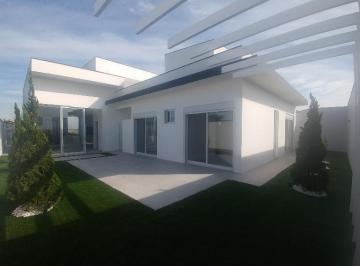 Casa · 252m² · 4 Quartos · 4 Vagas · Casa Em Residencial Campo Camanducaia, Jaguariúna/sp de 252 m² 4 Quartos À Venda por R$2.015.000