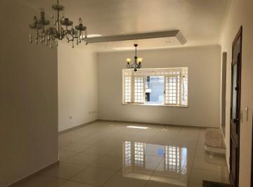 Casa · 233m² · 3 Quartos · 4 Vagas · Casa Em Centro, Jaguariúna/sp de 233 m² 3 Quartos À Venda por R$980.000
