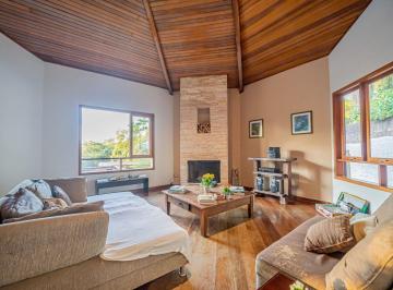 Casa · 516m² · 5 Quartos · 8 Vagas · Casa Em Paisagem Renoir, Cotia/sp de 516 m² 5 Quartos À Venda por R$1.790.000