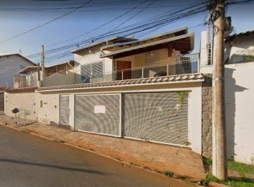 Casa · 278m² · 4 Quartos · 4 Vagas · Casa Em Centro, Jaguariúna/sp de 278 m² 4 Quartos À Venda por R$949.000
