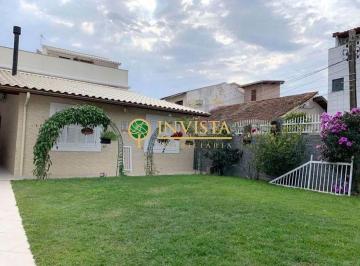 Casa · 360m² · 3 Quartos · 4 Vagas · Casa Em Pântano Do Sul, Florianópolis/sc de 360 m² 3 Quartos À Venda por R$1.750.000