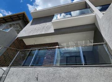 imovel_97_1618.jpg · Casa de 3 Quartos E 4 Vagas Cobertas, Com Área Gourmet. Acabamentos Exclusivos