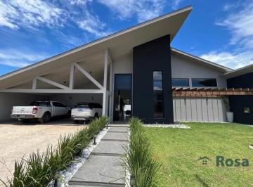 Casa · 360m² · 4 Quartos · 6 Vagas · Casa Mobiliada Em Condomínio Na Chapada Para Venda,, Chapada Dos Guimarães