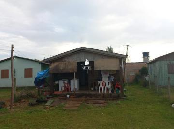 Casa · 49m² · 2 Quartos · 4 Vagas · Casa À Venda No Bairro Centro - Torres/rs