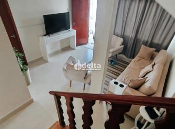 Casa · 230m² · 3 Quartos · 3 Vagas · Casa Residencial Disponível Para Venda No Bairro Alto Umuarama Em Uberlândia - Mg
