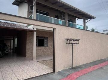 Casa · 185m² · 2 Quartos · 1 Vaga · Casa Em Cordeiros, Itajaí/sc de 185 m² 2 Quartos À Venda por R$625.000