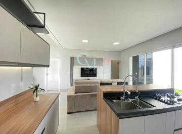 Casa · 140m² · 3 Quartos · 2 Vagas · Casa Em, Xanxerê/sc de 140 m² 3 Quartos À Venda por R$899.000