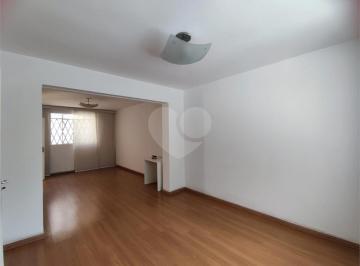 Área de Serviço · Casa À Venda - Em Perdizes