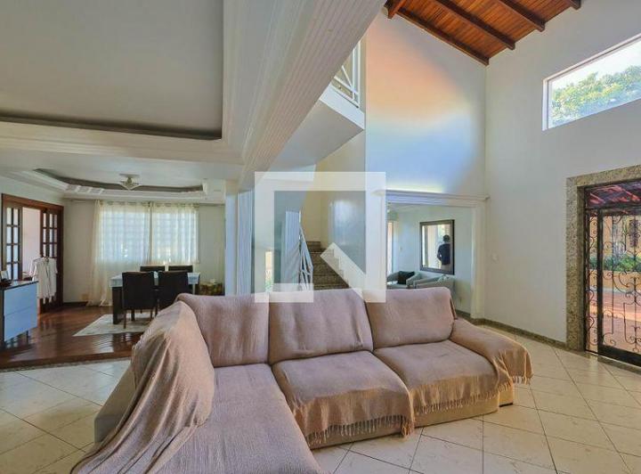Casa À Venda - Heliópolis, 4 Quartos, 406 m² - Belo Horizonte