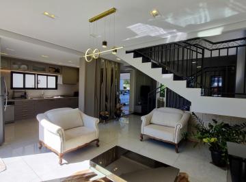 Casa · 247m² · 4 Quartos · 2 Vagas · Venda | Casa, Com 4 Dormitórios Em Zona 08, Maringá