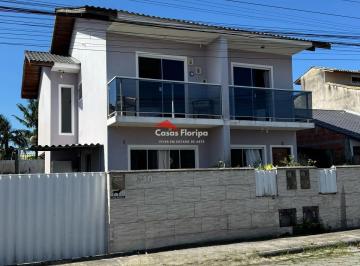 0fd163f3-f75d-428b-8cff-dc04df2254e2_fhd.webp · Casa Com 2 Quartos Sendo 1 Suíte Na Barra Do Aririu Palhoça