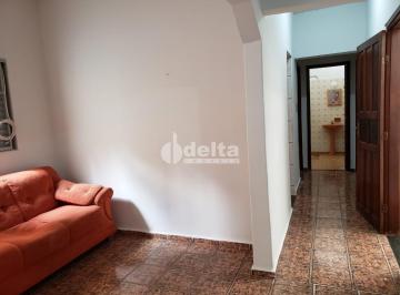 NULL · Casa Residencial Disponível Para Venda No Bairro Martins Em Uberlândia - Mg