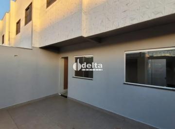 Casa · 70m² · 2 Quartos · 2 Vagas · Casa Residencial Com 2 Suítes Disponível Para Locação E Venda No Bairro Novo Mundo Em Uberlândia - Mg