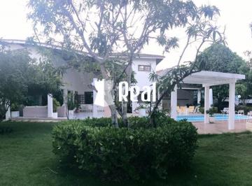 Casa · 270m² · 2 Quartos · 3 Vagas · 