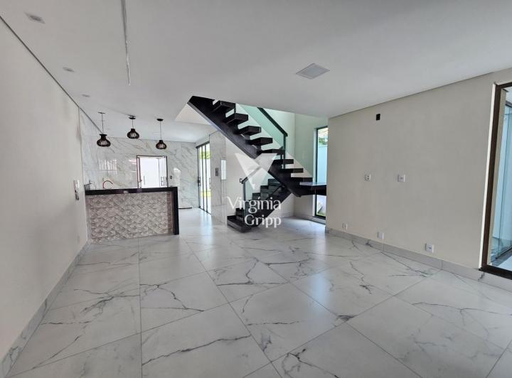 Casa Nova, Duplex Com Quintal E Espaço Gourmet