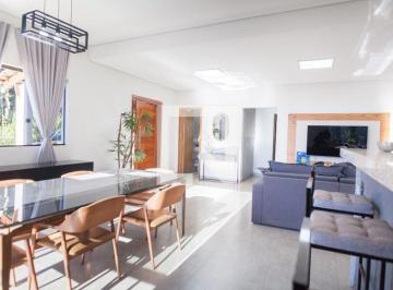 Casa · 200m² · 3 Quartos · 5 Vagas · Casa À Venda - Macacos, 3 Quartos, 200 m² - Nova Lima