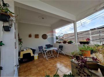 Casa · 314m² · 6 Quartos · 2 Vagas · Casa Em Bonfim, Belo Horizonte/mg de 314 m² 6 Quartos À Venda por R$700.000