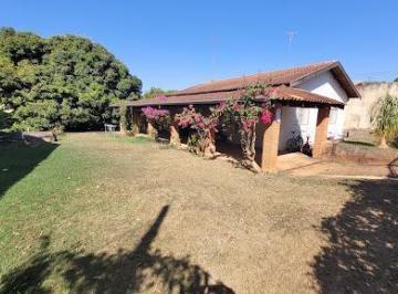 Rural · 147m² · 2 Quartos · 2 Vagas · Chácara Em Condomínio Ana Helena, Jaguariúna/sp de 147 m² 2 Quartos À Venda por R$835.000