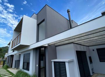 Casa · 118m² · 3 Quartos · Casa À Venda No Bairro Centro - Garopaba/sc
