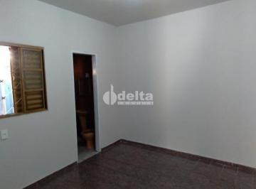 NULL · Casa Com 3 Quartos Sendo 1 Suíte Disponível Para Venda No Bairro Martins Em Uberlândia - Mg