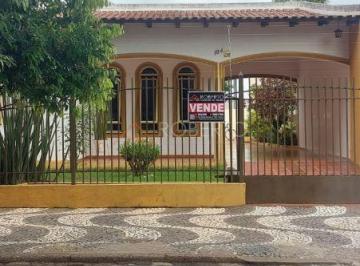 Casa · 420m² · 3 Quartos · 4 Vagas · Casa Espaçosa Próx. Ao Centro Paranavaí Com Perfil Residencial Ou Comercial