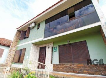 Casa · 180m² · 5 Quartos · 3 Vagas · Venda - Casa Com 235 m², 5 Quartos Sendo 1 Suite, 3 Vagas - Teresópolis