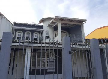 Casa · 198m² · 4 Quartos · 3 Vagas · Casa Em Casa de Pedra, Volta Redonda/rj de 198 m² 4 Quartos À Venda por R$750.000