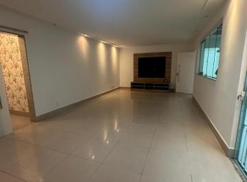 Casa · 160m² · 3 Quartos · 2 Vagas · Sobreposta Térrea Espaçosa de 3 Suítes 2 Vagas Com Piscina No Embaré