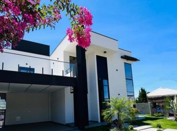 Casa · 216m² · 3 Quartos · 2 Vagas · Casa Em Condomínio Para Venda Em Atibaia, Condomínio Altos Da Floresta, 3 Dormitórios, 3 Suítes, 1 B