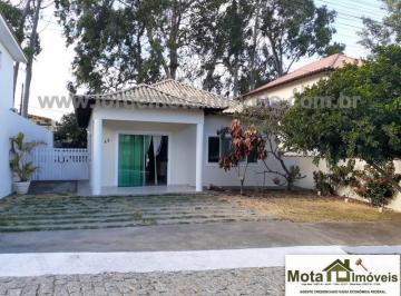 Casa · 95m² · 2 Quartos · 3 Vagas · Casa 2 Qts a Venda Condomínio Fechado No Centro de Araruama.