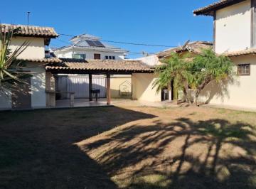 Casa · 280m² · 3 Quartos · 2 Vagas · Casa Para Locação Em Macaé, Barra de Macaé, 3 Dormitórios, 2 Suítes, 4 Banheiros, 2 Vagas