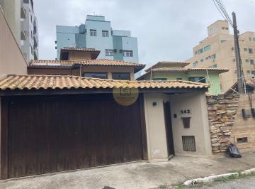 Casa · 220m² · 3 Quartos · 2 Vagas · Casa Para Locação Em Macaé, Praia Do Pecado, 3 Dormitórios, 1 Suíte, 4 Banheiros, 2 Vagas