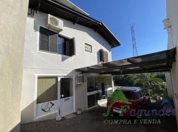Comercial · 180m² · 2 Quartos · 1 Vaga · Casa Comercial Para Venda Em Santa Cruz Do Sul, Arroio Grande, 2 Dormitórios, 2 Suítes, 3 Banheiros