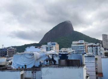 Apartamento · 55m² · 1 Quarto · 1 Vaga · Quarto de Hotel Para Venda Em Rio de Janeiro, Leblon, 1 Dormitório, 1 Suíte, 1 Banheiro, 1 Vaga