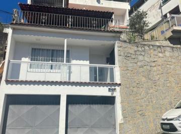 Casa · 5 Quartos · 2 Vagas · Casa Para Venda Em Nova Friburgo, Bela Vista, 5 Dormitórios, 1 Suíte, 5 Banheiros, 2 Vagas