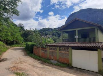 Casa · 142m² · 2 Quartos · 2 Vagas · Casa Para Venda Em Nova Friburgo, Amparo, 2 Dormitórios, 1 Suíte, 2 Banheiros, 2 Vagas