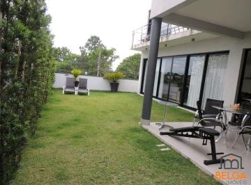 Casa · 140m² · 3 Quartos · 2 Vagas · Casa Em Condomínio Para Venda Em Atibaia, Cidade Satélite, 3 Dormitórios, 3 Suítes, 4 Banheiros, 2 V