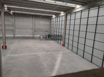 Comercial · 2795m² · 8 Vagas · Galpão Para Locação Em Santo André, Parque Jaçatuba, 4 Banheiros, 8 Vagas